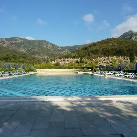 La Piscina شقة
